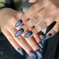 کاشت ناخن۲۵۰ترمیم  ۱۵۰اموزش۱،۵۰۰میلیون حنا ۱۵۰