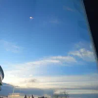 کارشناس فروش خانم با روابط عمومی بالا