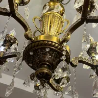 لوستر برنز سنگین ،رنگ تیره آنتیک اصل نگین کاری شده|لوستر و چراغ آویز|تهران, شهران جنوبی|دیوار