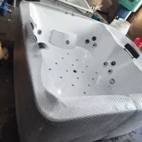 جکوزی شیش  نفره