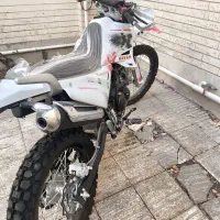 موتور تریل روان خشک صفر سند سفید