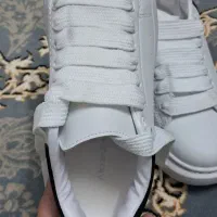 کفش خارجی|کیف، کفش، کمربند|بیرجند, |دیوار