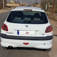 خودرو 206 نقدی و شایدمعاوضه