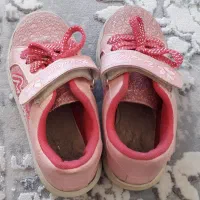 بچگانه|کفش و لباس بچه|قروه, |دیوار