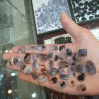 سنگ شجر و زمرد و یاقوت انواع سنگ موجود|جواهرات|شیراز, مسلم|دیوار