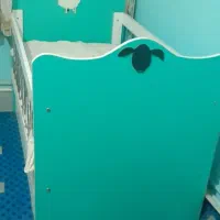 تخت‌کودک‌باتشک|تخت و صندلی بچه|قم, نیروگاه|دیوار