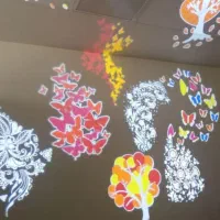 لوگو پرژکتور از ۲۰۰۰ وات تا ۱۲۰ وات پر نور  وخوب