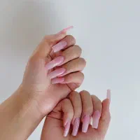 مدل کاشت و ترمیم ناخن