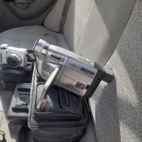 سه عدوربین فیلم برداری و عکاسی  درحد نو