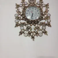 ساعت دیواری