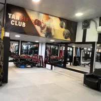 منشی باشگاه بانوان