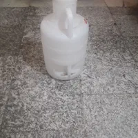 دبه خیارشور سالم و تمیز