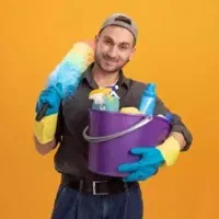 استخدام نیروی خدماتی آقا در یک شرکت فرهنگی هنری