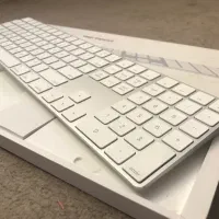 Magic keyboard ۲ with numeric keypad اپل