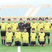 ثبت نام پاییزه آکادمی فوتبال طلایی پوشان