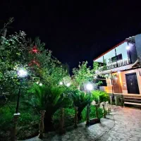 اجاره روزانه ویلاباغ۳۰۰متری رشت مجردخانواده سوییت