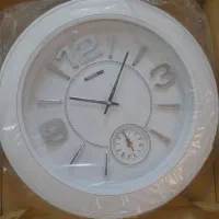 ساعت دیواری