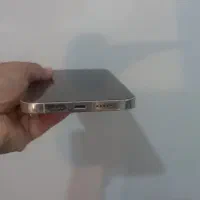 آیفون۱۲پرومکس عروسک