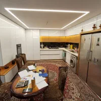 اپارتمان ۱۵۳ متری/۳ خواب/تک واحدی/جنوبی