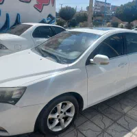 جیلی Emgrand 7 دنده‌ای، مدل ۲۰۱۳