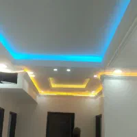 یه شاگرد گچساز میخام