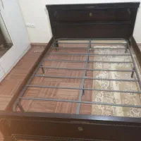تخت خواب با زیر تخت فلزی