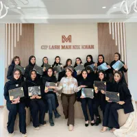 آموزش اکستنشن مژه به همراه لیفت  اموزش کاشت مژه