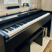 پیانو یاماها P45