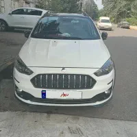 اطلسGرنگ سفید مشکی با سانروف۱۴۰۴