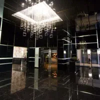 تجاری سه‌طبقه جمهوری