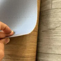 تنها مرکز پخش کفپوشهای رولی و تایل چسب وینیفلکس|خدمات پیشه و مهارت|قم, باجک یک|دیوار