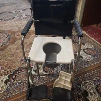 ویلچر توالت وحمام