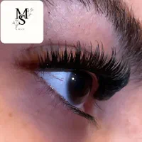 کاشت مژه با بهترین متریال|خدمات آرایشگری و زیبایی|اصفهان, باب الدشت|دیوار