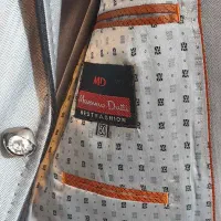 کت و شلوار|لباس|کاشان, غربت|دیوار