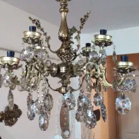 لوستر در سنگین وزن میباشد در حد نو به قیمت مناسب