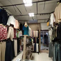 فروش اجناس بوتیک لباس زنانه به همراه وسایل مغازه