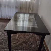 میز غذاخوری