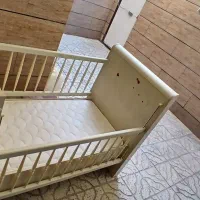 تخت خواب کودک(بچه)|تخت و صندلی بچه|نسیمشهر, |دیوار