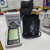 دستگاه فشارسنج بازویی