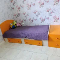 تخت و کمد و خوش خواب