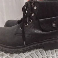 کفش نیم بوت سایز ۴۰