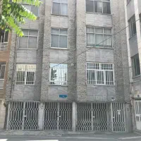 اجاره-انبار-دریستی-190متری-چهار-راه-سیروس