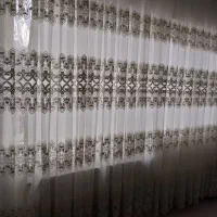 پرده رو پذیرایی کاملا سالم به طول۳ متر و ۶۰ سانت