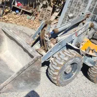 مینی لودر جی آنتGIANT هلند|خودرو سنگین|نسیم‌شهر, |دیوار