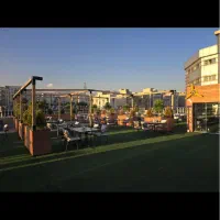 کافه-رستوران-روف-گاردن-وکیل-آباد-مشاغل-برند