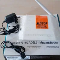 یک دستگاه مودم