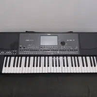 یک دستگاه کیبرد  KORG pa600