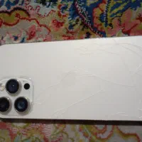 یک عدد گوشی آیفون 14فیک