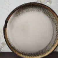 دف. سروستان قدیمی خیلی استفاده نشده|سازهای سنتی|کرج, شهرک جهاننما|دیوار