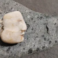 سنگ های شبیه به صورت انسان  وحیوان